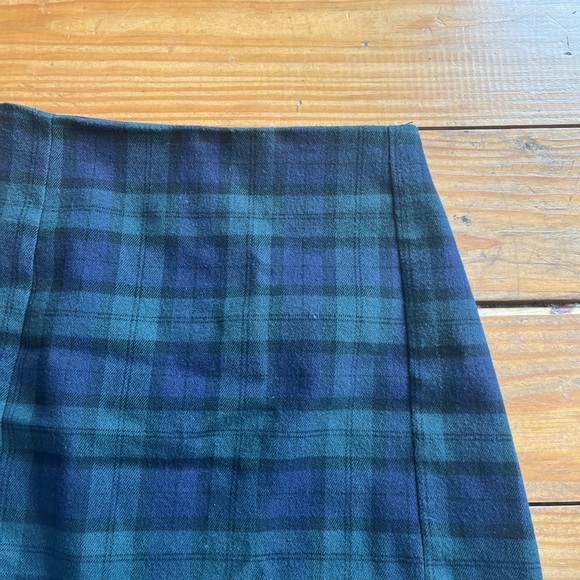 (558) BRANDY MELVILLE SKIRT - Picture 3 of 5